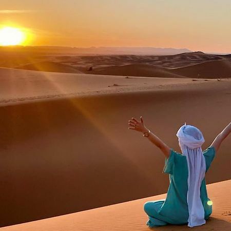 Holiday Luxury Camp Merzouga Ngoại thất bức ảnh