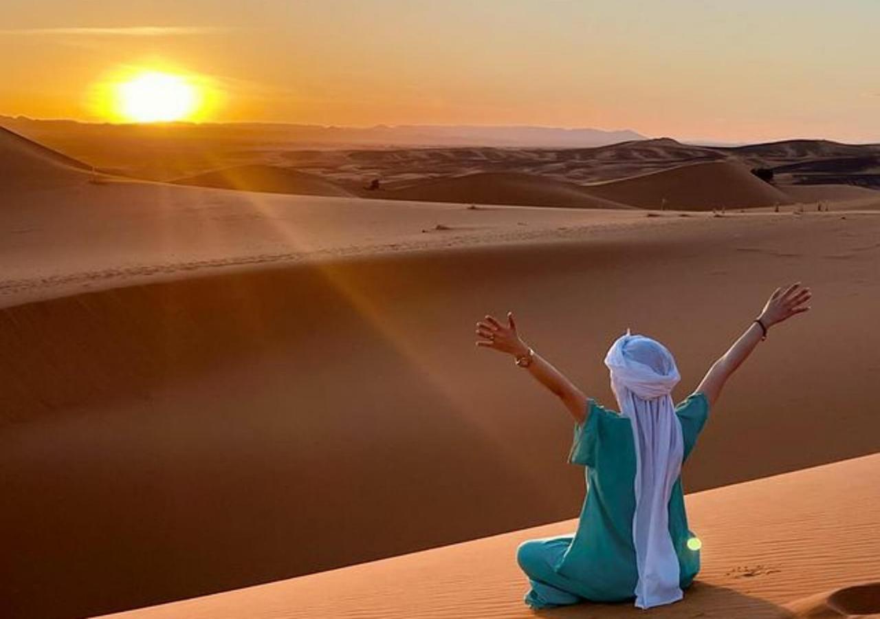 Holiday Luxury Camp Merzouga Ngoại thất bức ảnh